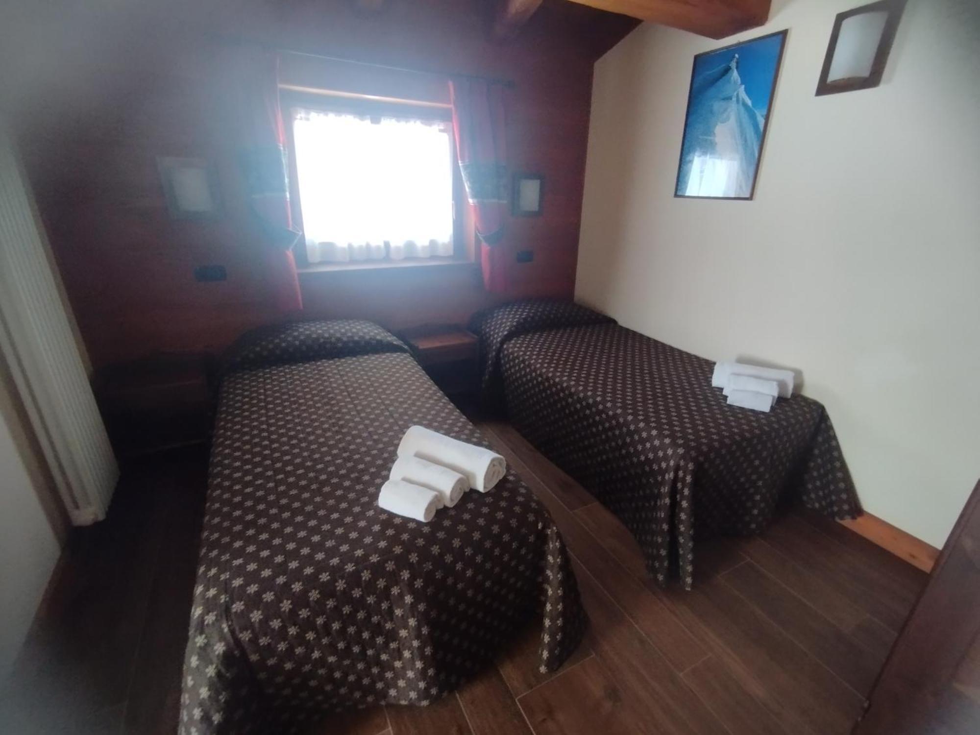 Villa Americana Chambres d'Hotes Champoluc Exterior foto
