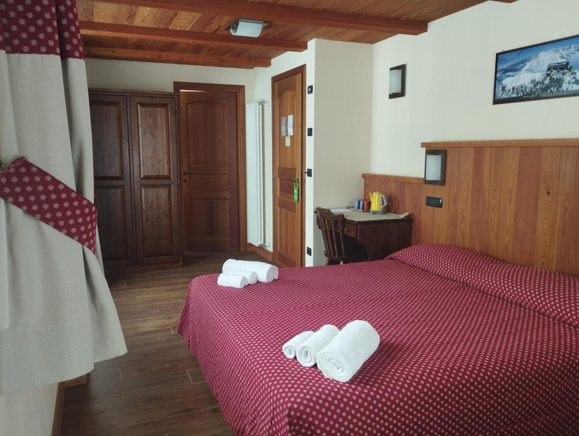 Villa Americana Chambres d'Hotes Champoluc Exterior foto